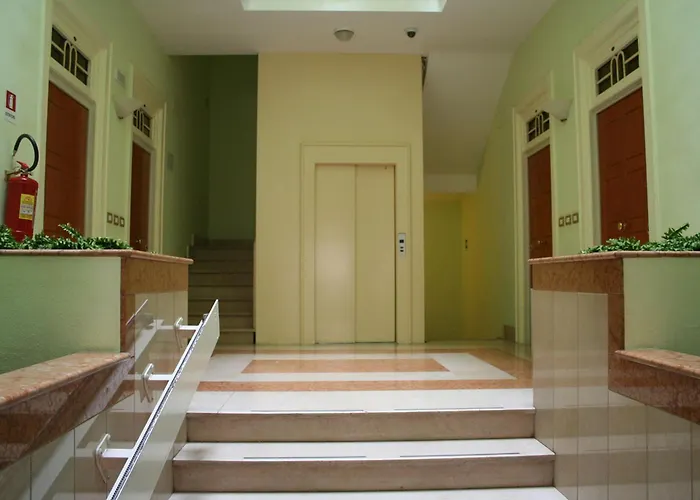 公寓式酒店 居留维赛