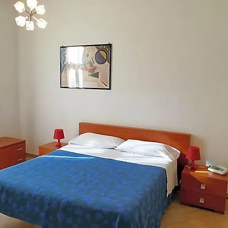 Visa 3* Bari