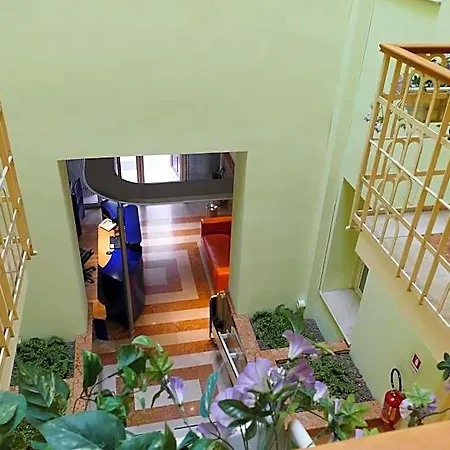 Visa Hotel apartamentowy Bari