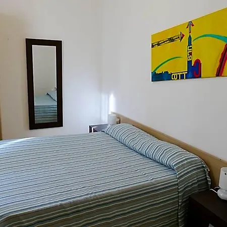 Visa Aparthotel 3*