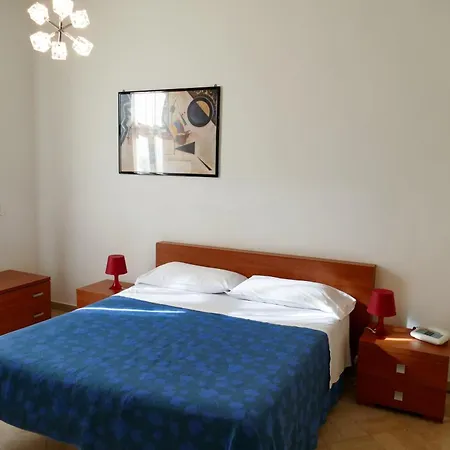 Visa Apart-hotel 3*