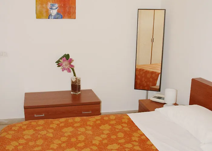 Visa Апарт-отель Бари